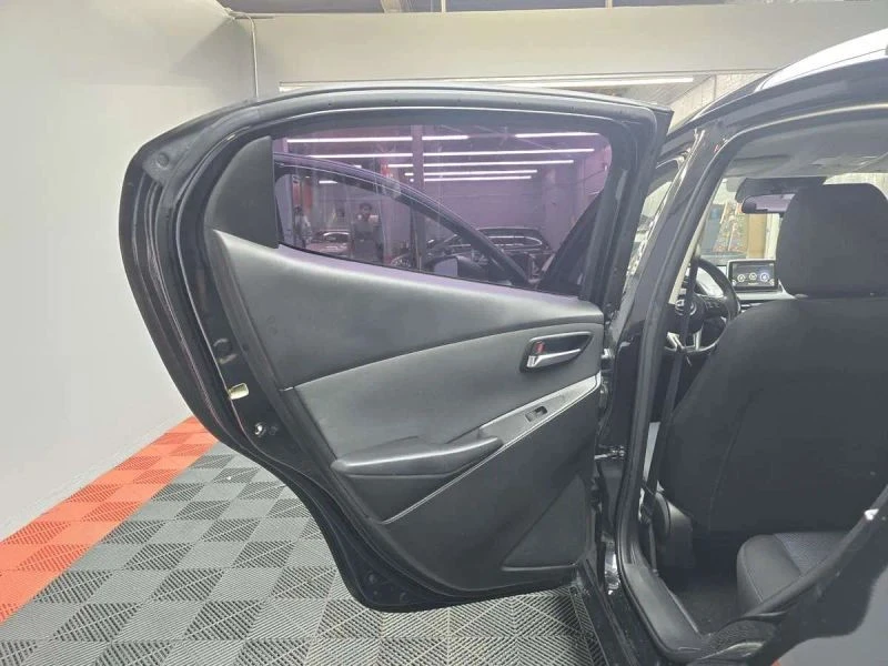 2016 Scion iA - Image 10 of 12
