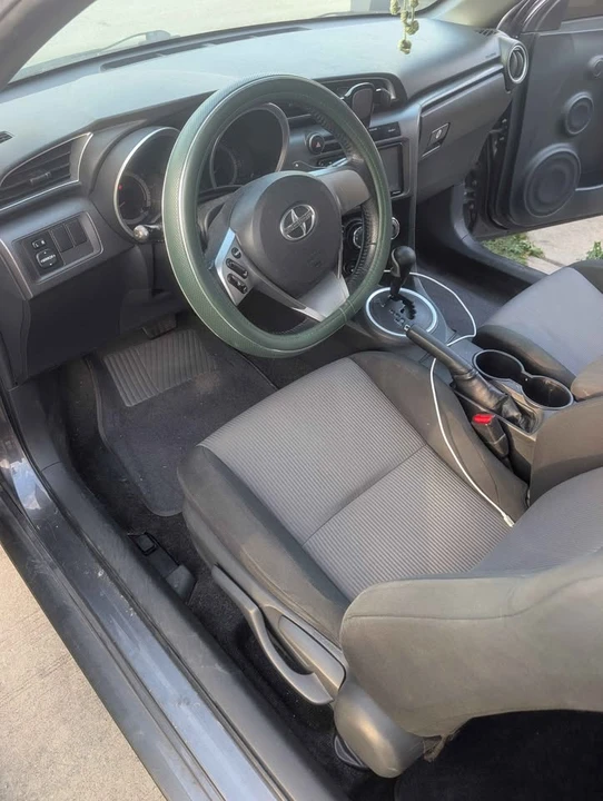 2016 Scion tC - Image 5 of 9