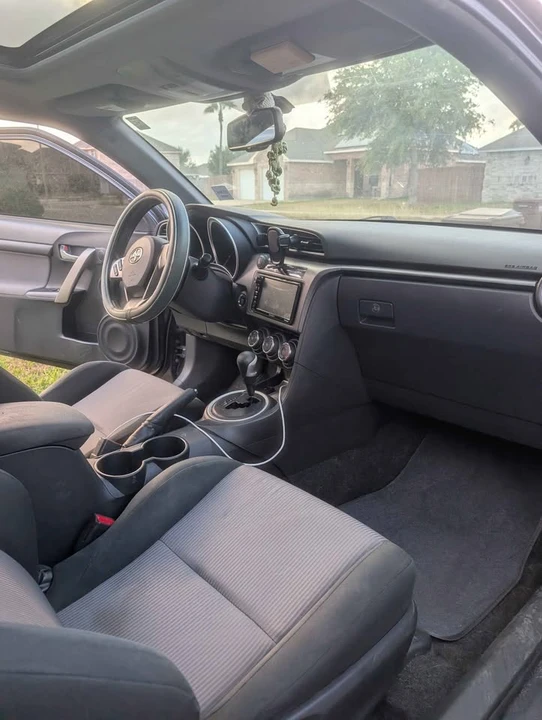 2016 Scion tC - Image 3 of 9