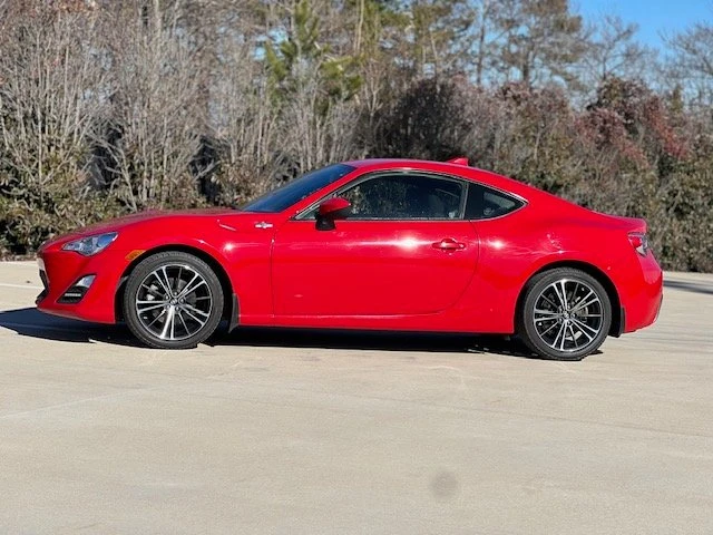 2016 Scion FR-S - Image 2 of 18