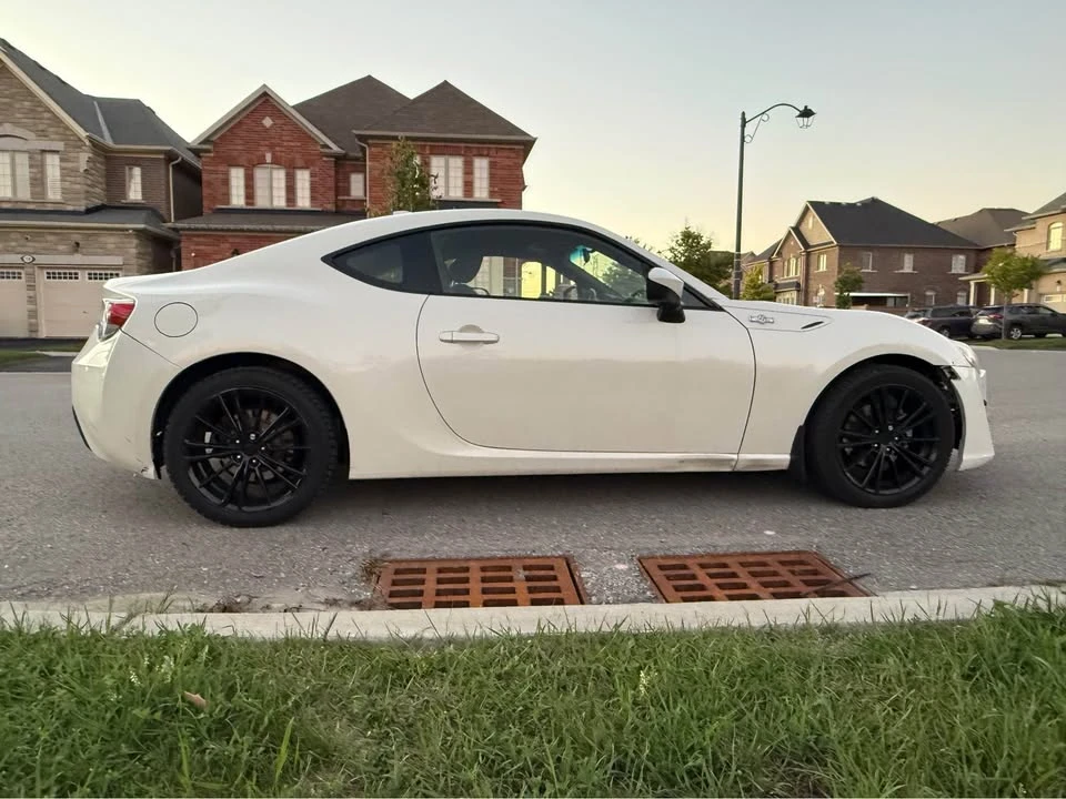 2016 Scion FR-S - Image 4 of 7