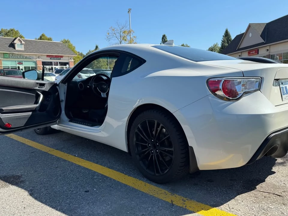 2016 Scion FR-S - Image 3 of 13