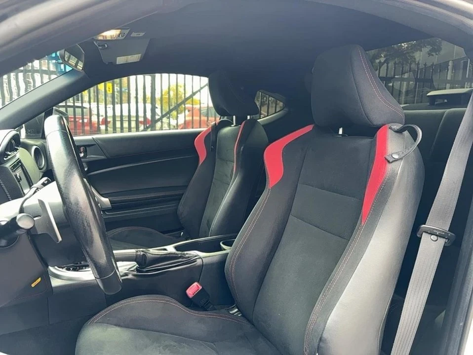 2016 Scion FR-S - Image 6 of 17
