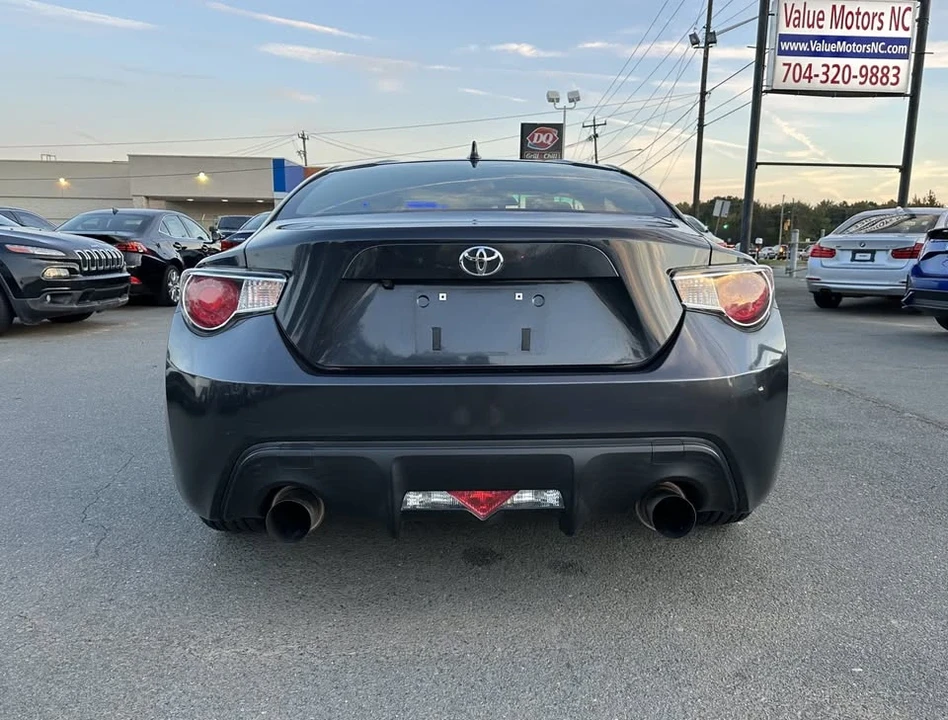 2016 Scion FR-S - Image 5 of 17