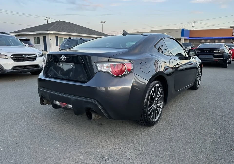2016 Scion FR-S - Image 6 of 17