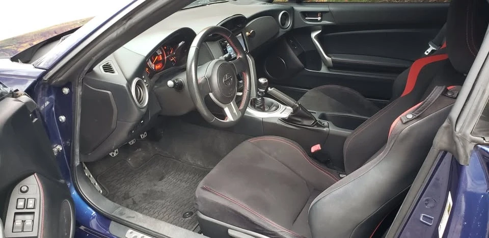 2016 Scion FR-S - Image 7 of 10