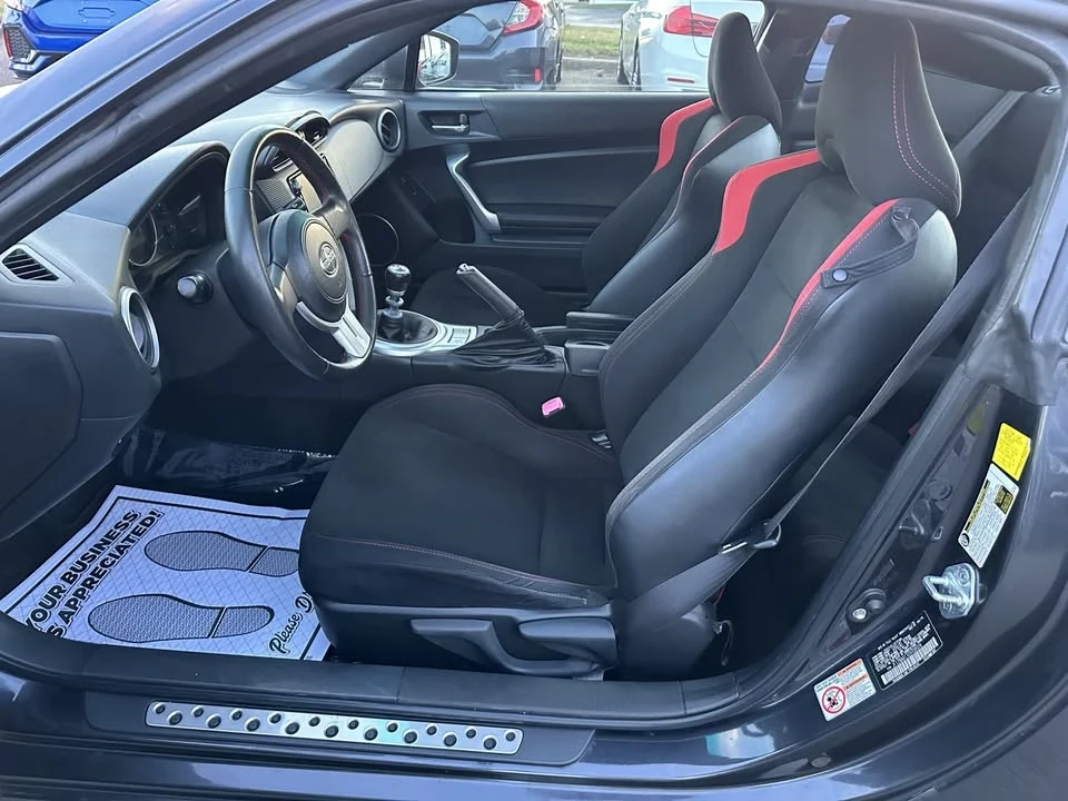 2016 Scion FR-S - Image 8 of 17