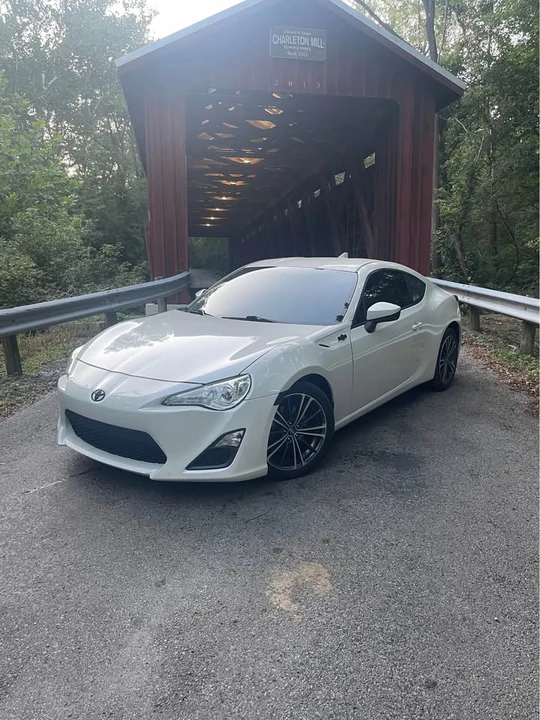 2016 Scion FR-S - Image 3 of 4