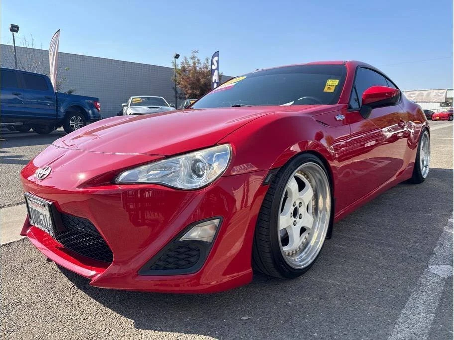 2016 Scion FR-S - Image 2 of 18