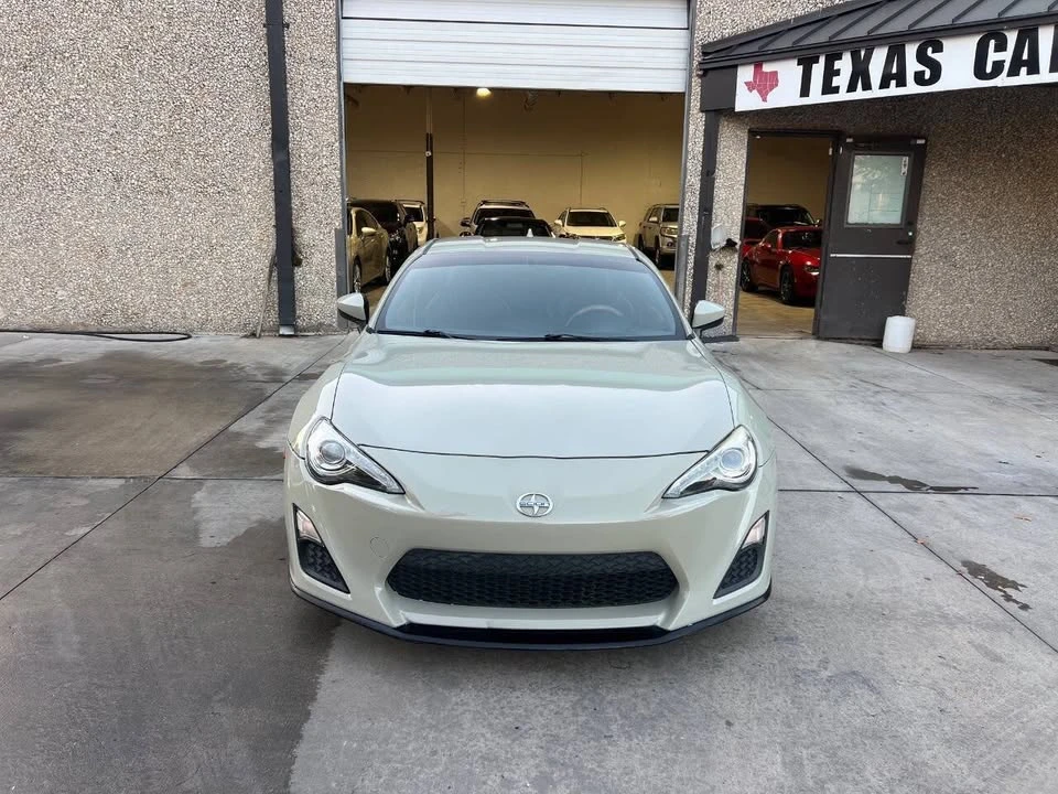 2016 Scion FR-S - Image 2 of 13
