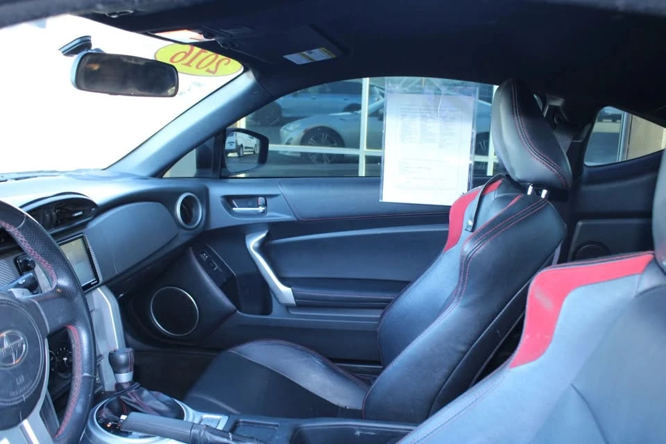 2016 Scion FR-S - Image 15 of 19