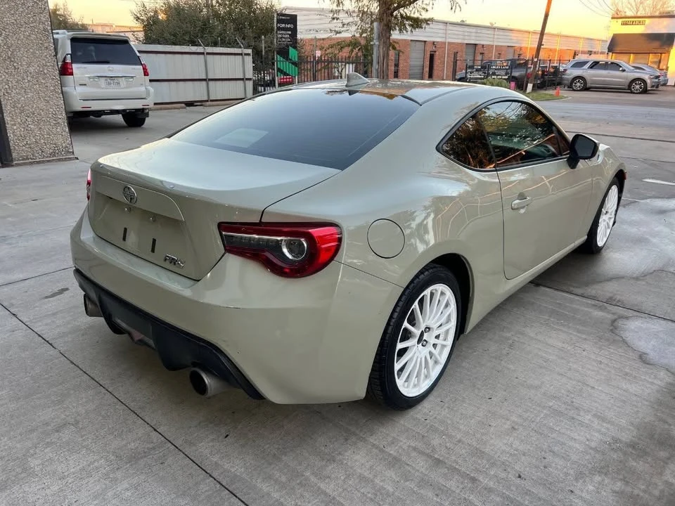 2016 Scion FR-S - Image 5 of 13