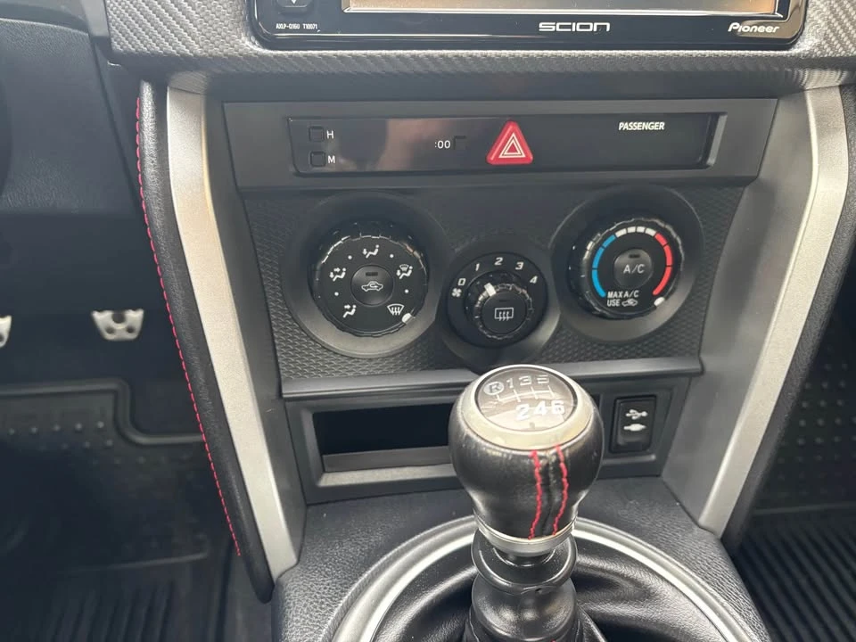 2016 Scion FR-S - Image 5 of 14