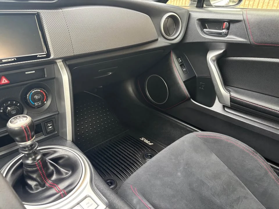 2016 Scion FR-S - Image 10 of 14