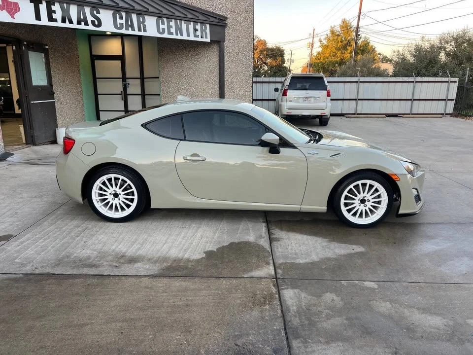 2016 Scion FR-S - Image 4 of 13