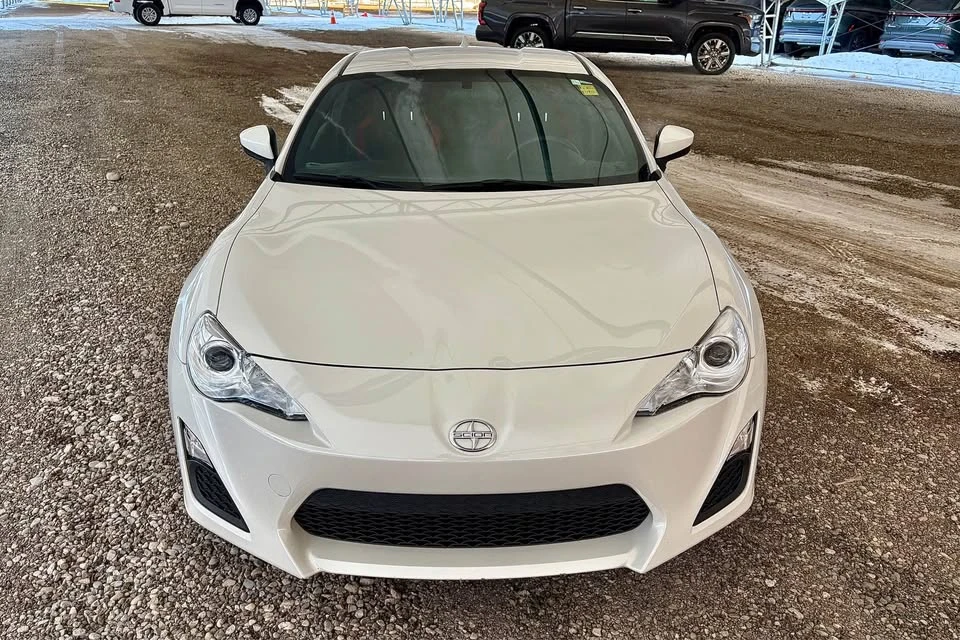 2016 Scion FR-S - Image 8 of 10