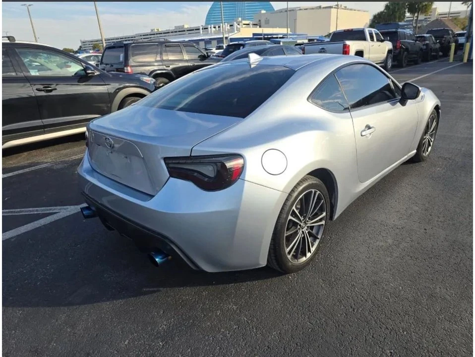 2016 Scion FR-S - Image 3 of 8