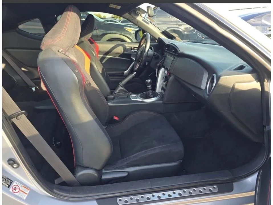2016 Scion FR-S - Image 5 of 8