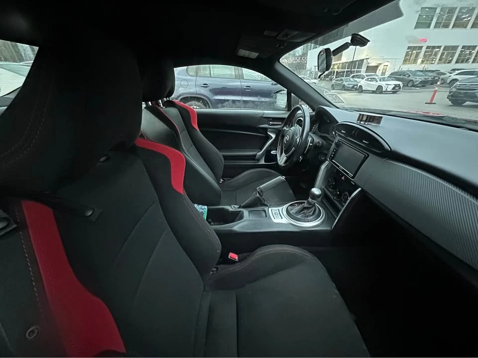 2016 Scion FR-S - Image 7 of 8