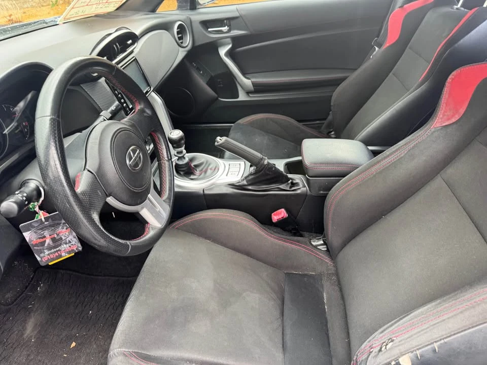 2016 Scion FR-S - Image 5 of 6