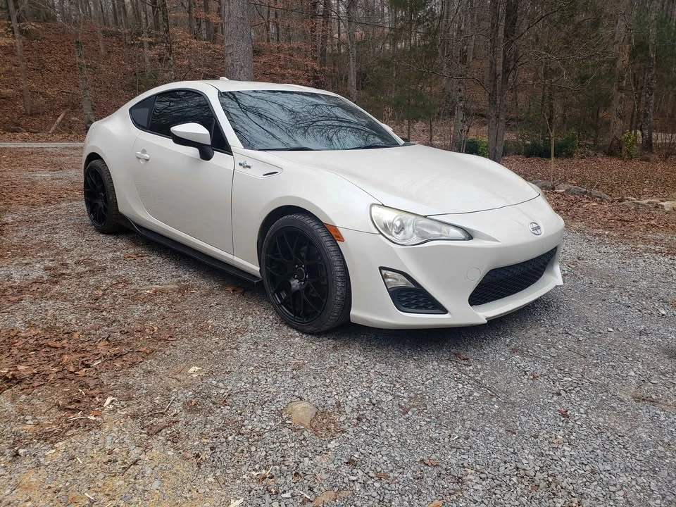 2016 Scion FR-S - Image 2 of 16