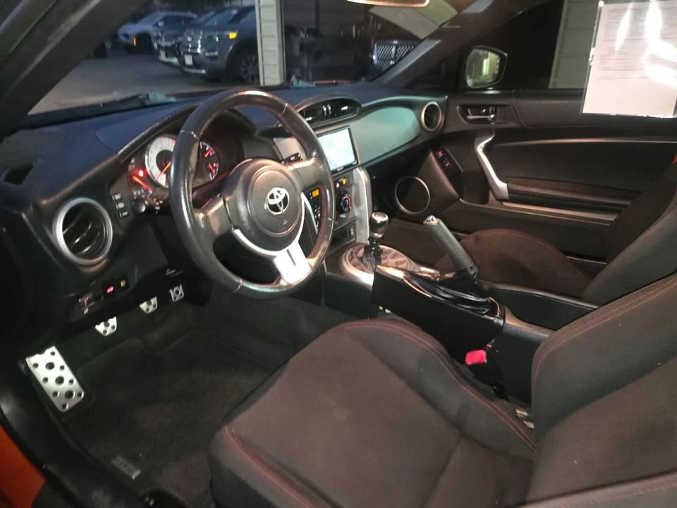 2016 Scion FR-S - Image 4 of 17