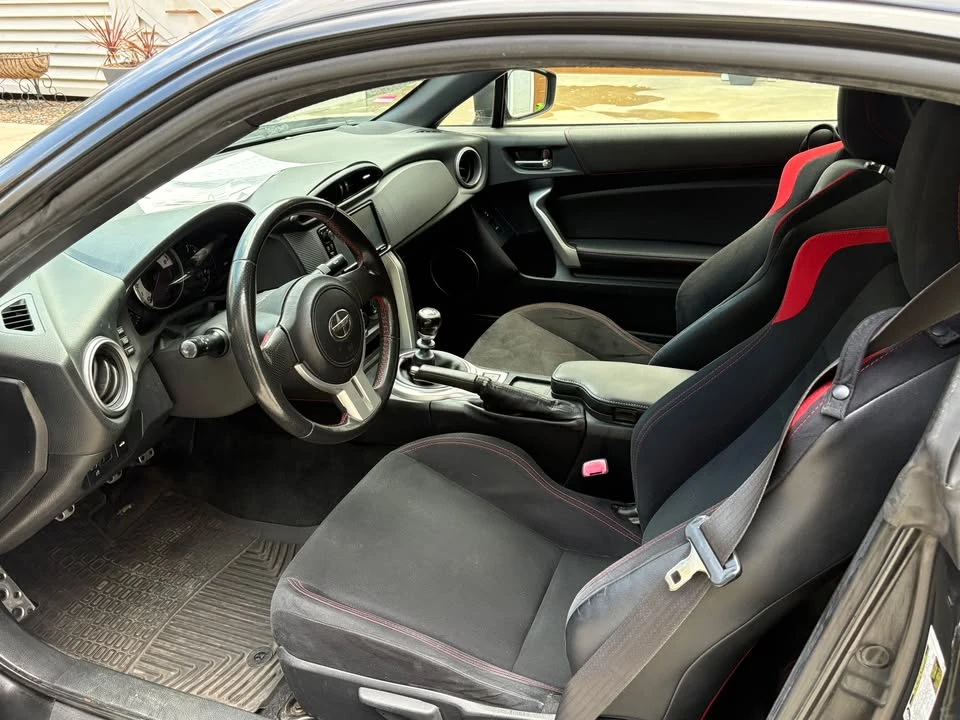 2016 Scion FR-S - Image 5 of 13