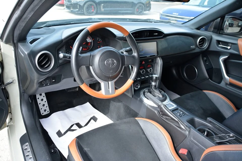 2016 Scion FR-S - Image 7 of 13