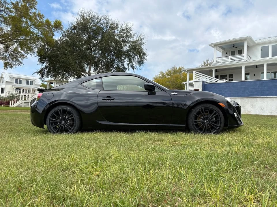 2016 Scion FR-S - Image 2 of 13