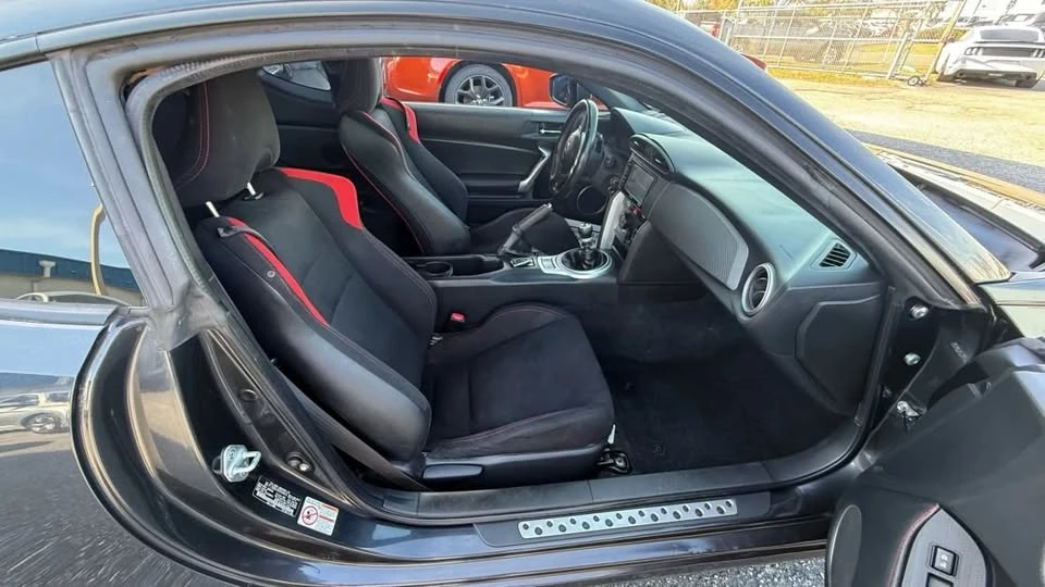 2016 Scion FR-S - Image 5 of 11