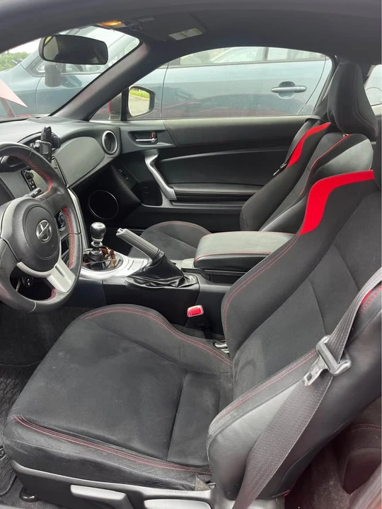 2016 Scion FR-S - Image 7 of 10
