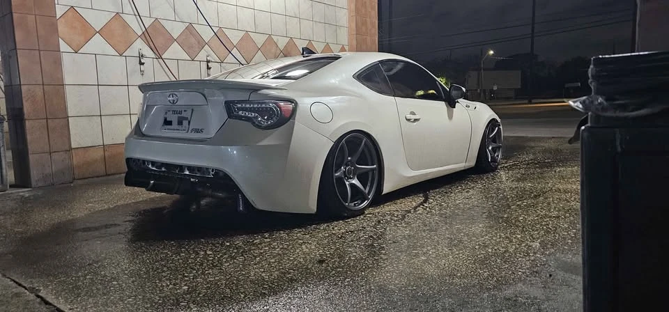 2016 Scion FR-S - Image 4 of 10