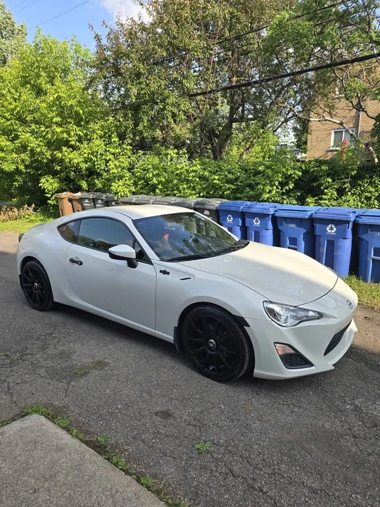 2016 Scion FR-S - Image 2 of 10