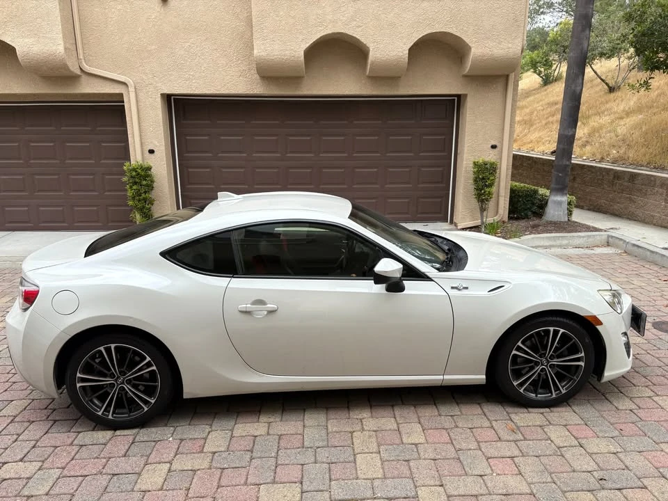 2016 Scion FR-S - Image 7 of 13