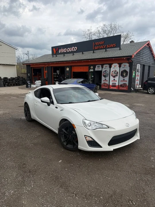 2016 Scion FR-S - Image 10 of 15