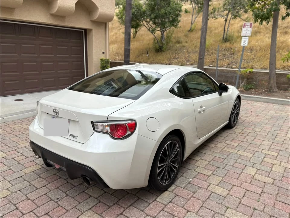 2016 Scion FR-S - Image 4 of 13