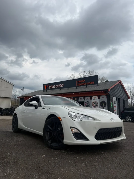 2016 Scion FR-S - Image 5 of 15