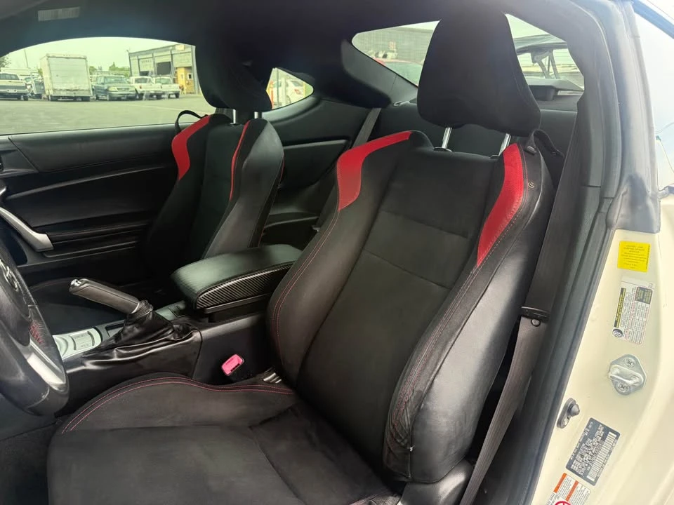 2016 Scion FR-S - Image 8 of 18