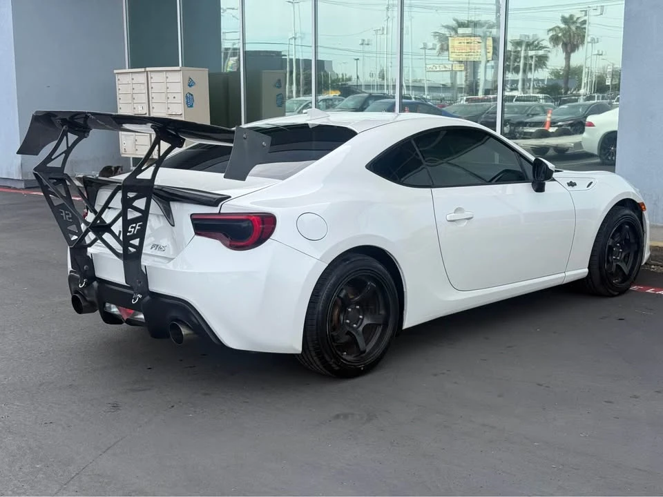 2016 Scion FR-S - Image 6 of 18