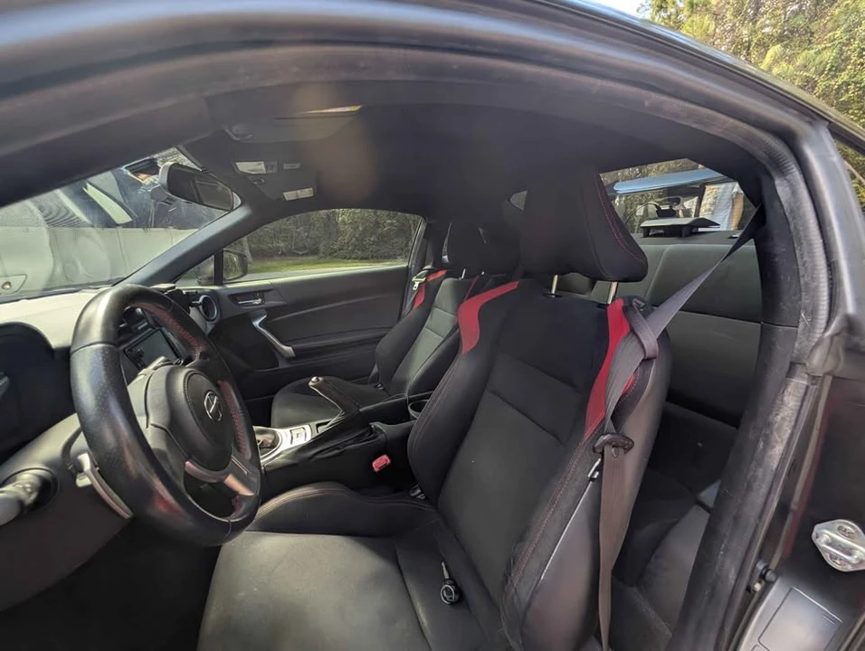 2016 Scion FR-S - Image 4 of 8