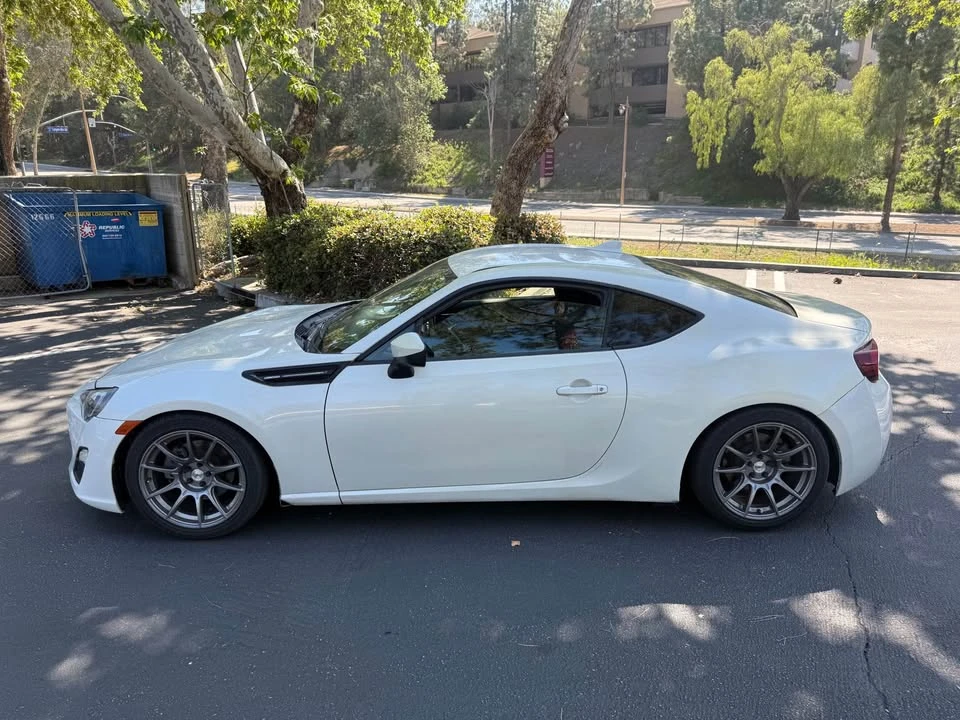 2016 Scion FR-S - Image 2 of 17