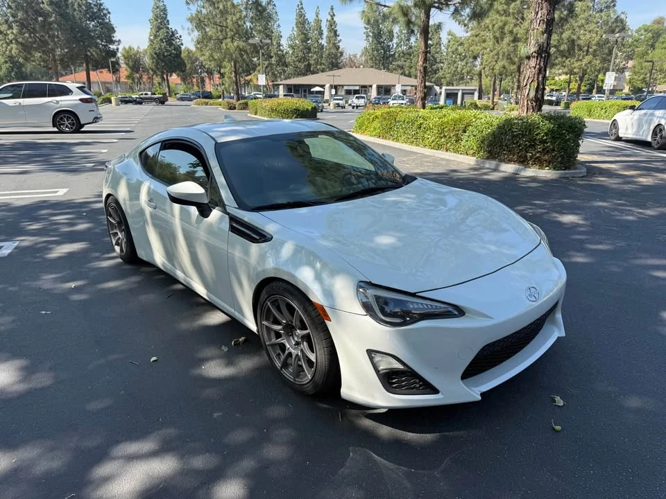 2016 Scion FR-S - Image 7 of 17