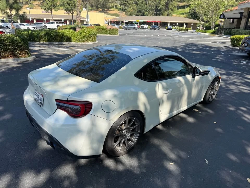 2016 Scion FR-S - Image 5 of 17