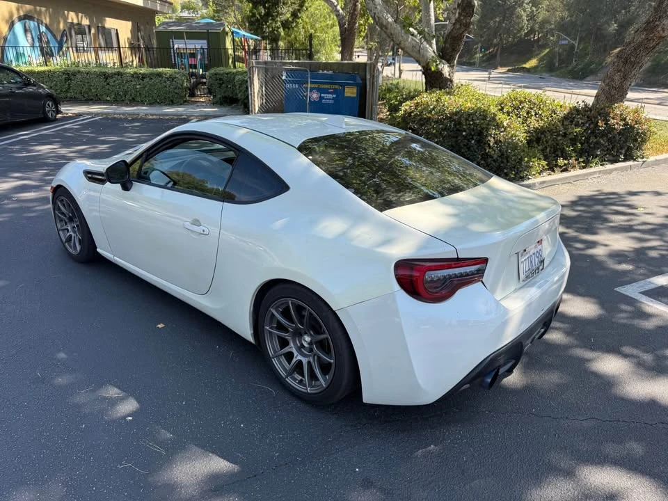 2016 Scion FR-S - Image 3 of 17