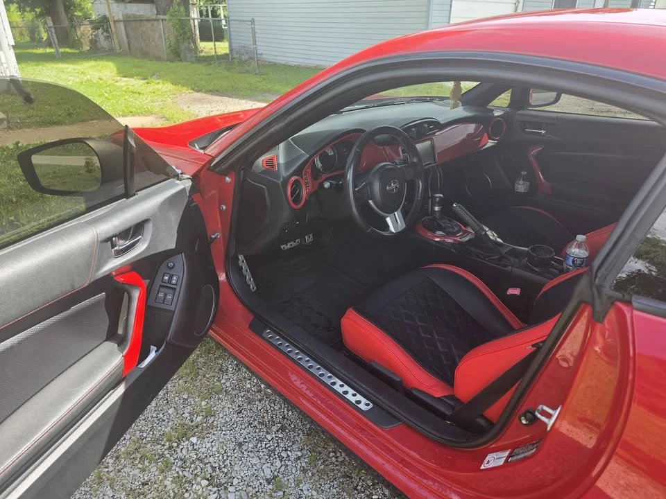 2016 Scion FR-S - Image 6 of 7