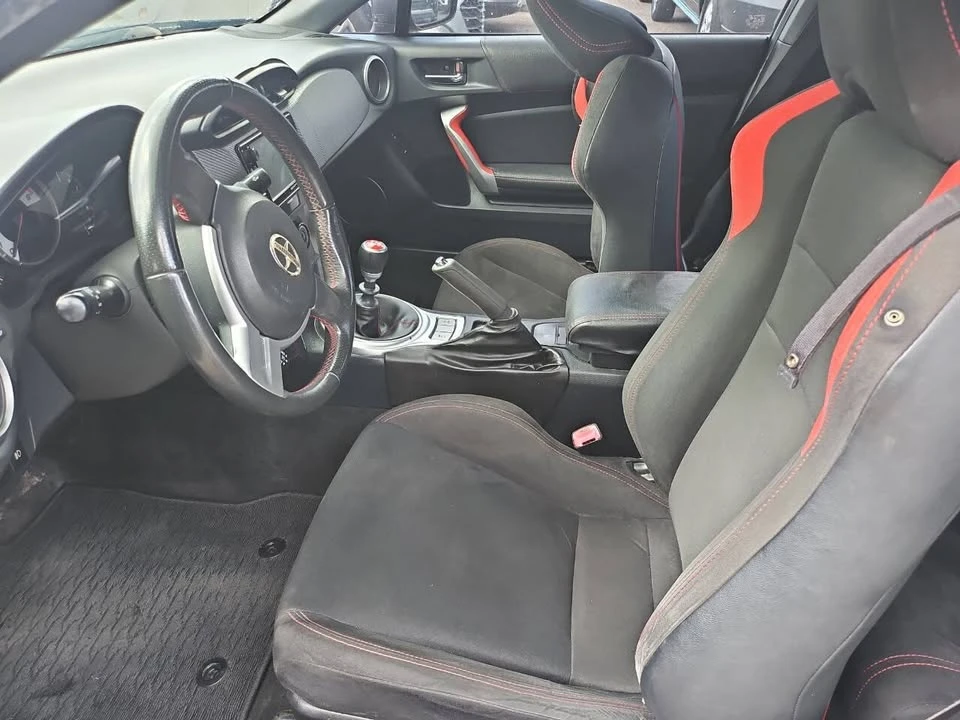 2016 Scion FR-S - Image 10 of 12