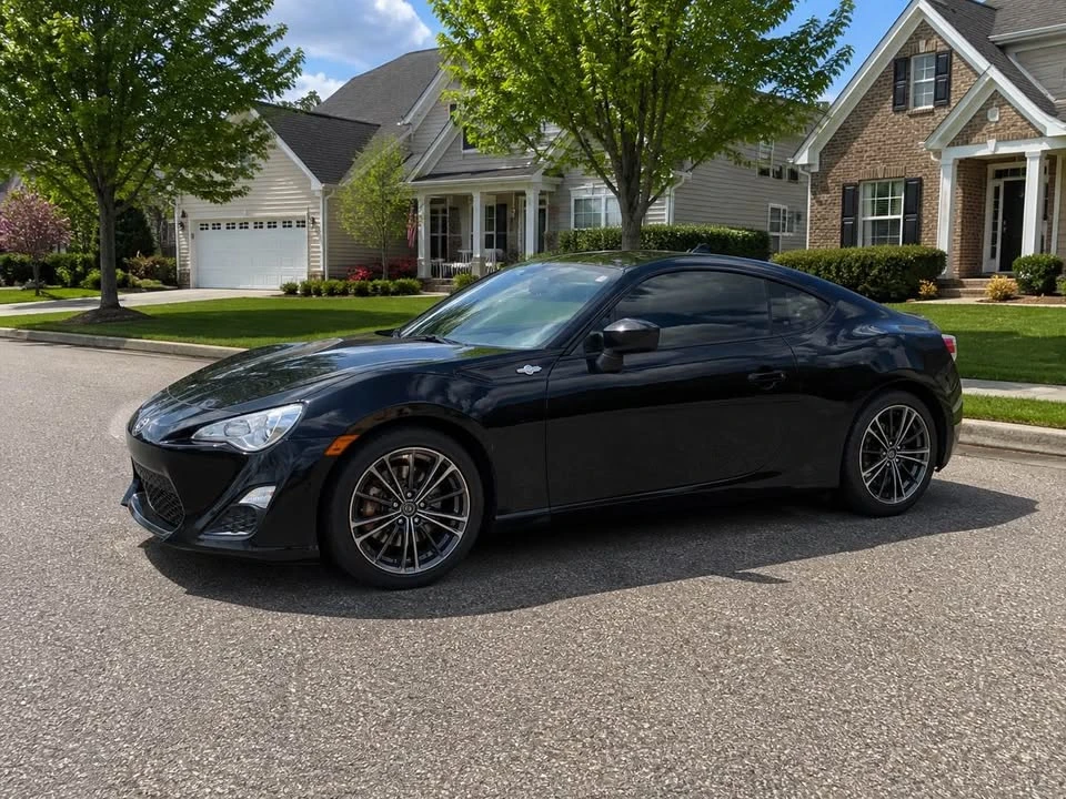 2016 Scion FR-S - Image 2 of 3