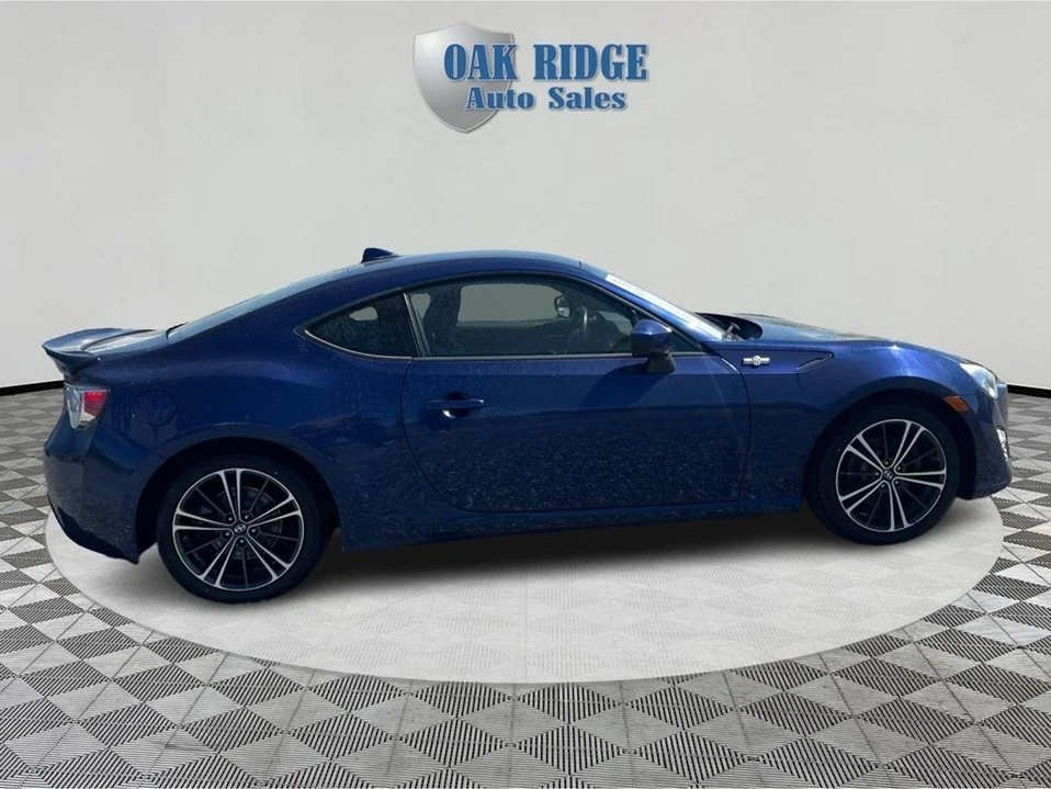 2016 Scion FR-S - Image 4 of 8