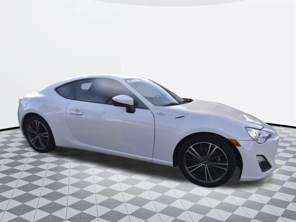 2016 Scion FR-S - Image 3 of 11
