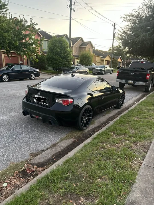 2016 Scion FR-S - Image 3 of 16